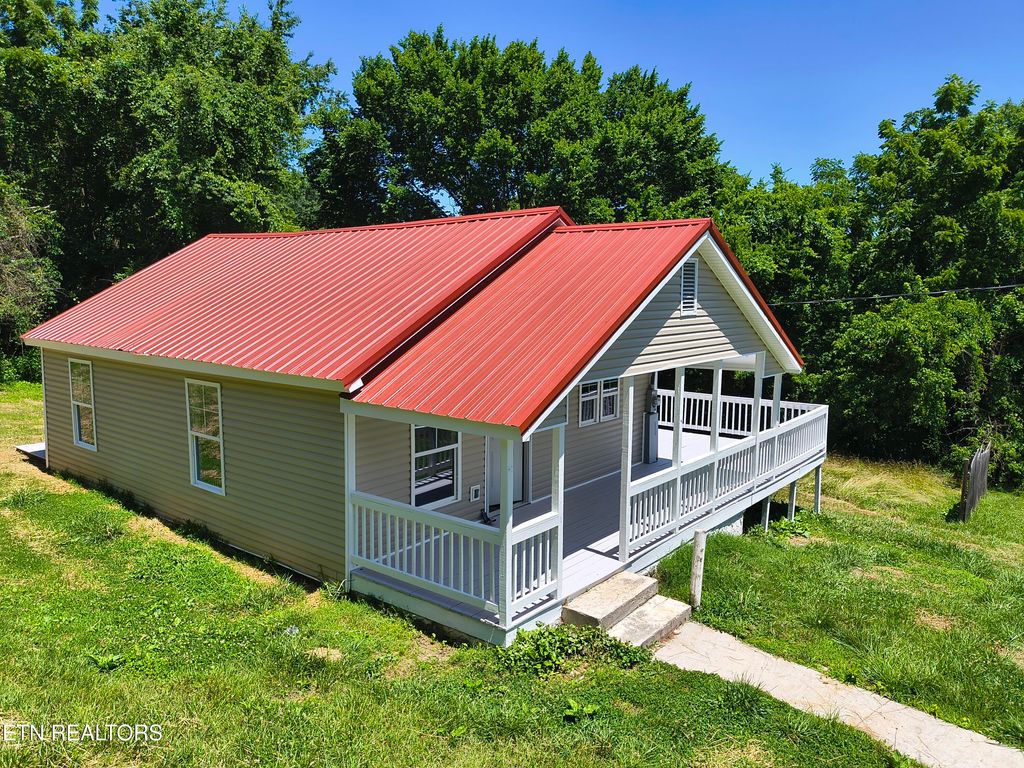 Photo of 6915 Wood Rd, Corryton, TN 37721 (MLS # 1343433)