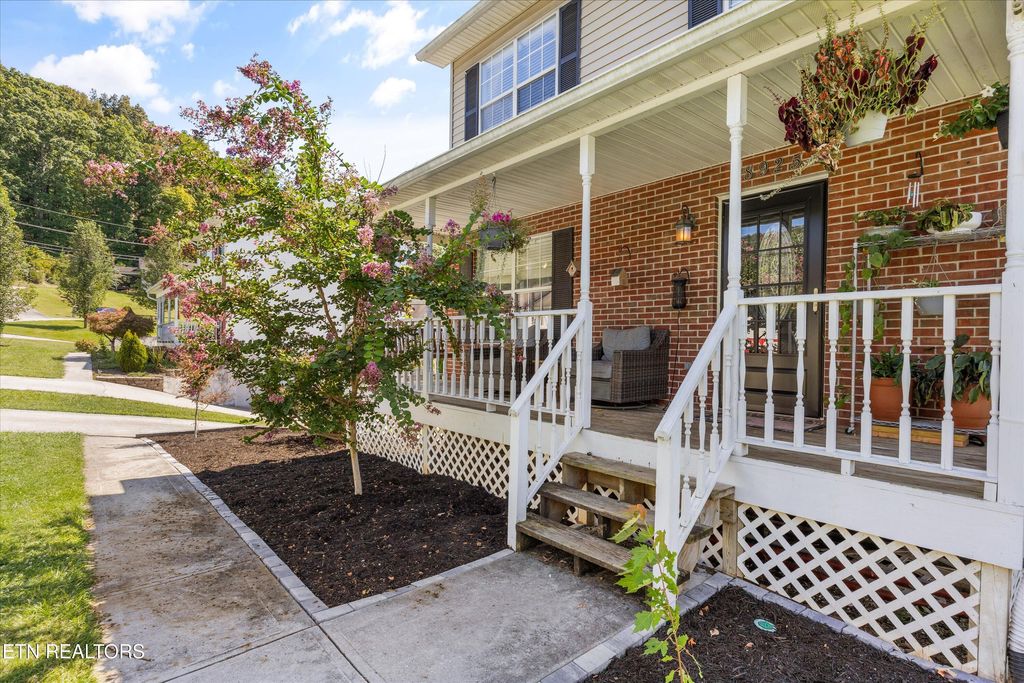 Photo of 8925 Heathercrest Drive, Powell, TN 37849 (MLS # 1314583)