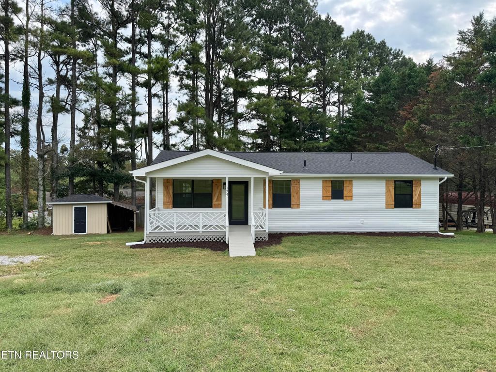 Photo of 174 Hamil Rd, Friendsville, TN 37737 (MLS # 1315777)