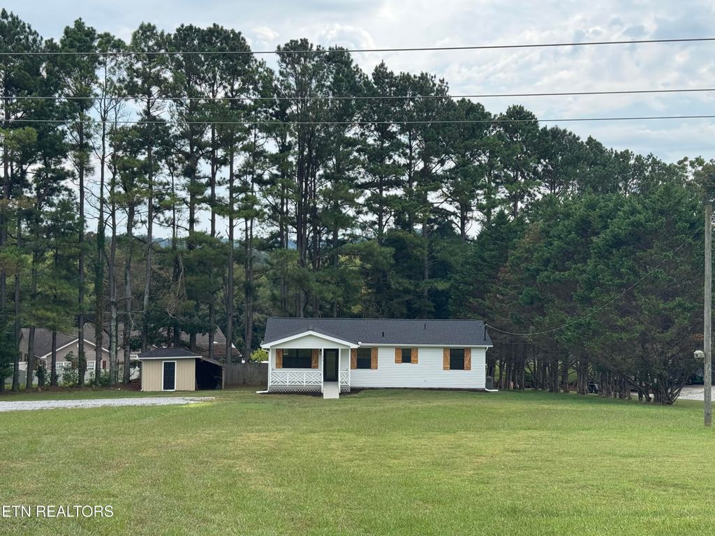 Photo of 174 Hamil Rd, Friendsville, TN 37737 (MLS # 1315777)