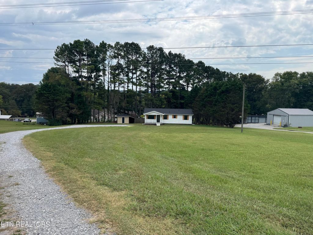 Photo of 174 Hamil Rd, Friendsville, TN 37737 (MLS # 1315777)