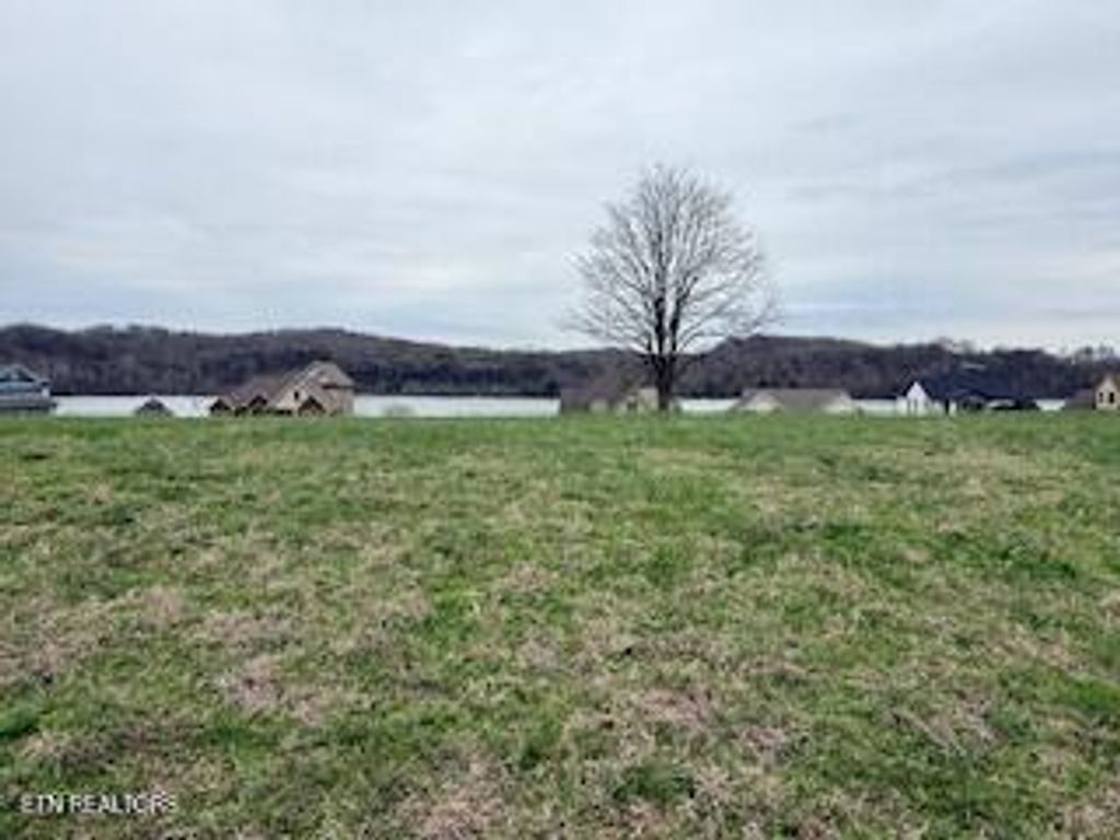 Photo of 126 Cape Lookout Lgt Lgt, Loudon, TN 37774 (MLS # 1333599)