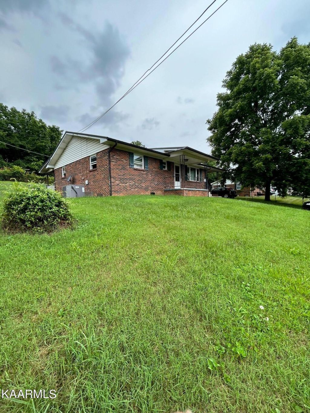 Photo of 336 Wilson Hurst St, Tazewell, TN 37879 (MLS # 1234569)