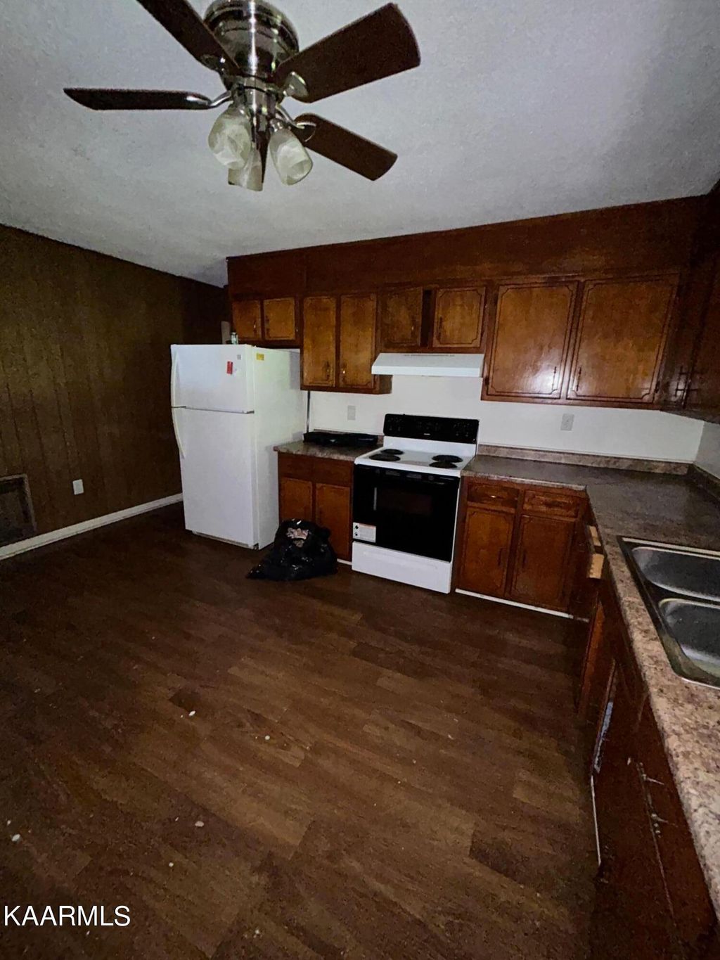 Photo of 336 Wilson Hurst St, Tazewell, TN 37879 (MLS # 1234569)