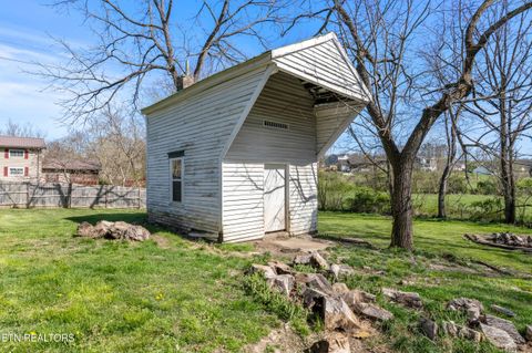 Tiny photo for 526 Old Middlesboro Hwy, LaFollette, TN 37766 (MLS # 1334824)