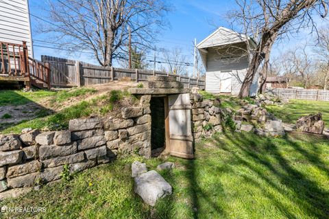 Tiny photo for 526 Old Middlesboro Hwy, LaFollette, TN 37766 (MLS # 1334824)