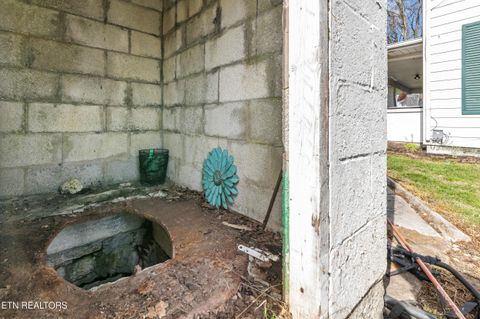 Tiny photo for 526 Old Middlesboro Hwy, LaFollette, TN 37766 (MLS # 1334824)