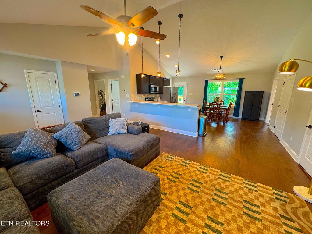 Photo of 4653 Bella Capri Lane, Knoxville, TN 37918 (MLS # 1337938)