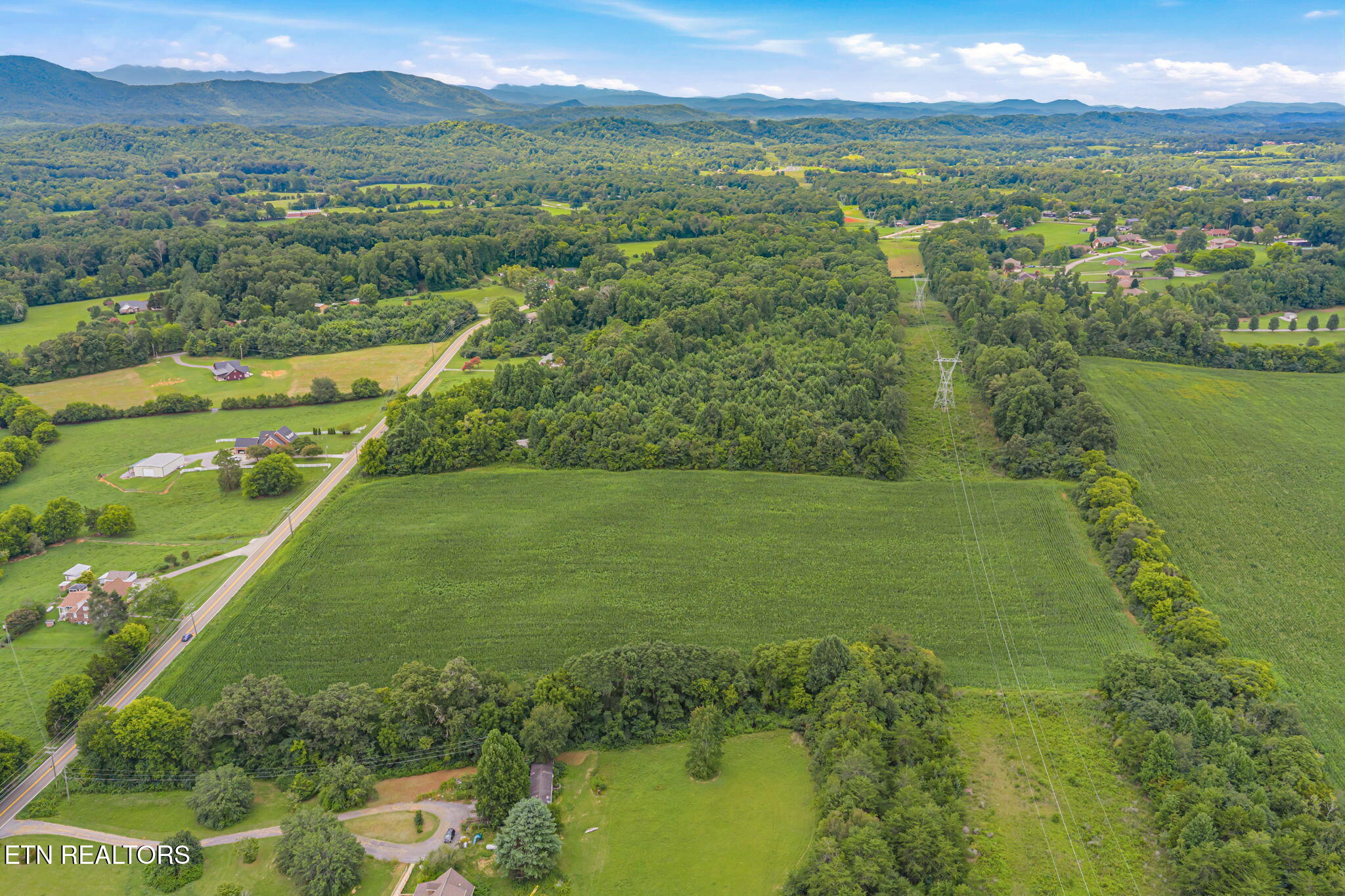 1633 Calderwood Hwy