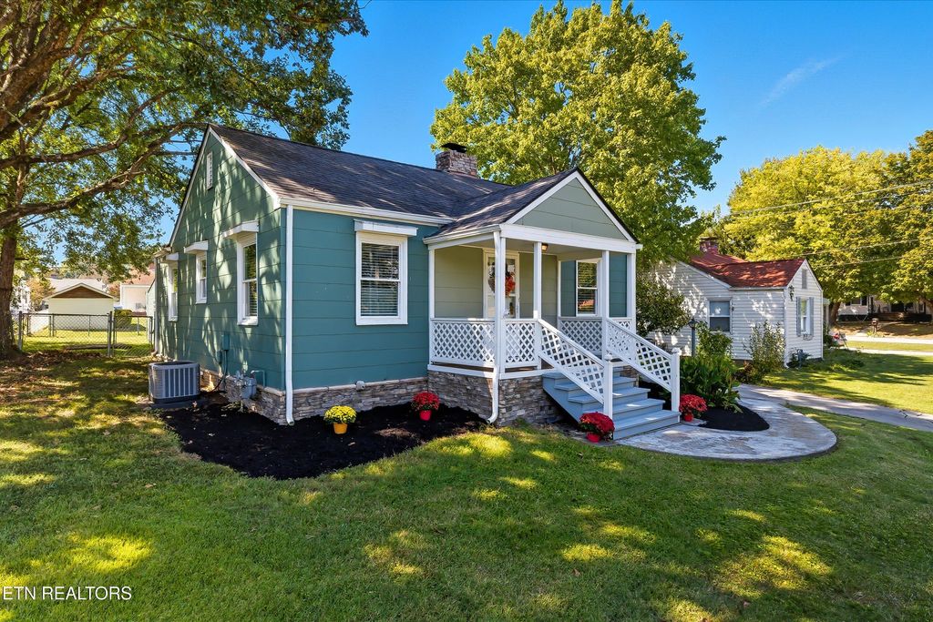 Photo of 1765 N Wright Rd, Alcoa, TN 37701 (MLS # 1317746)