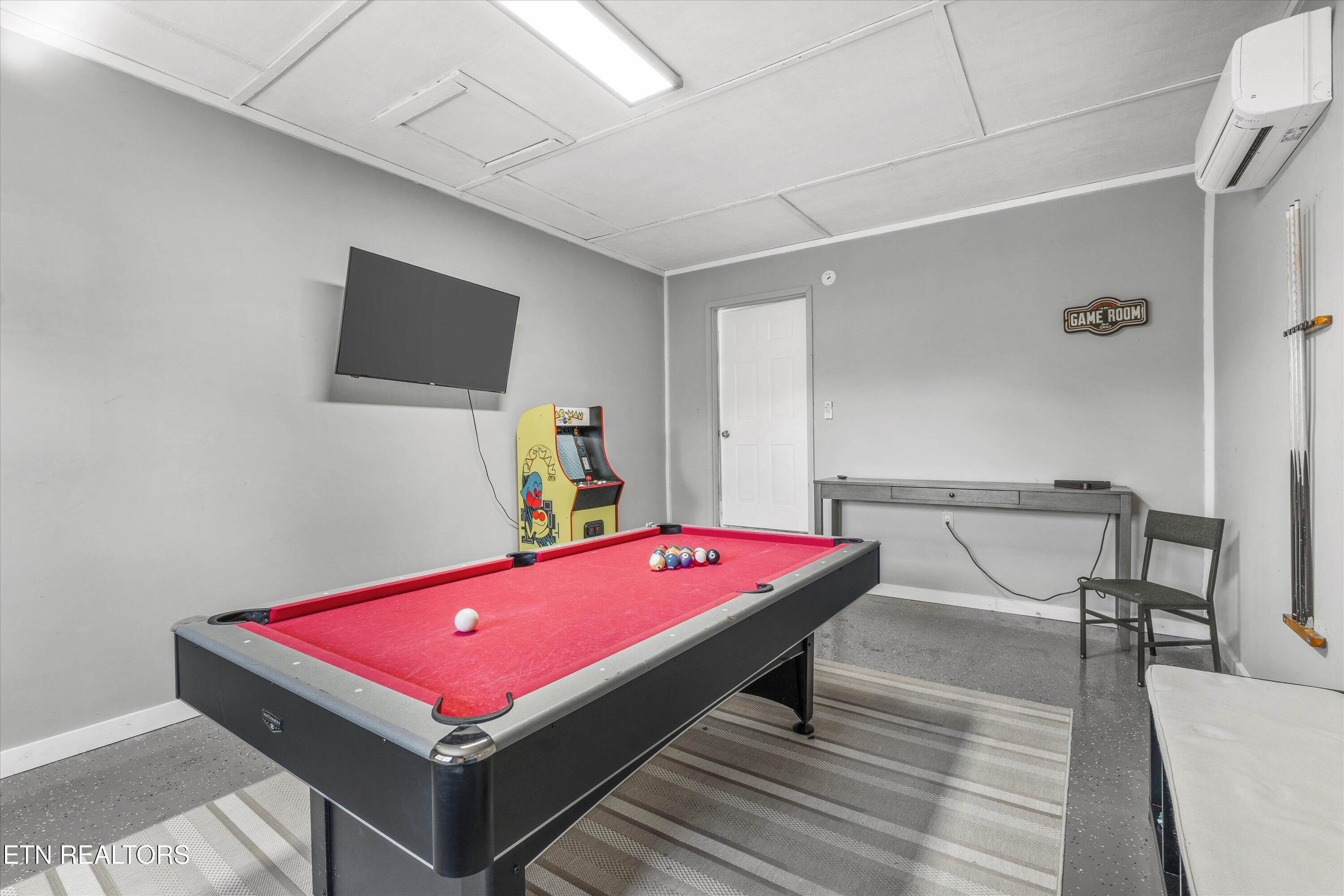 2218 Red Bank Circle