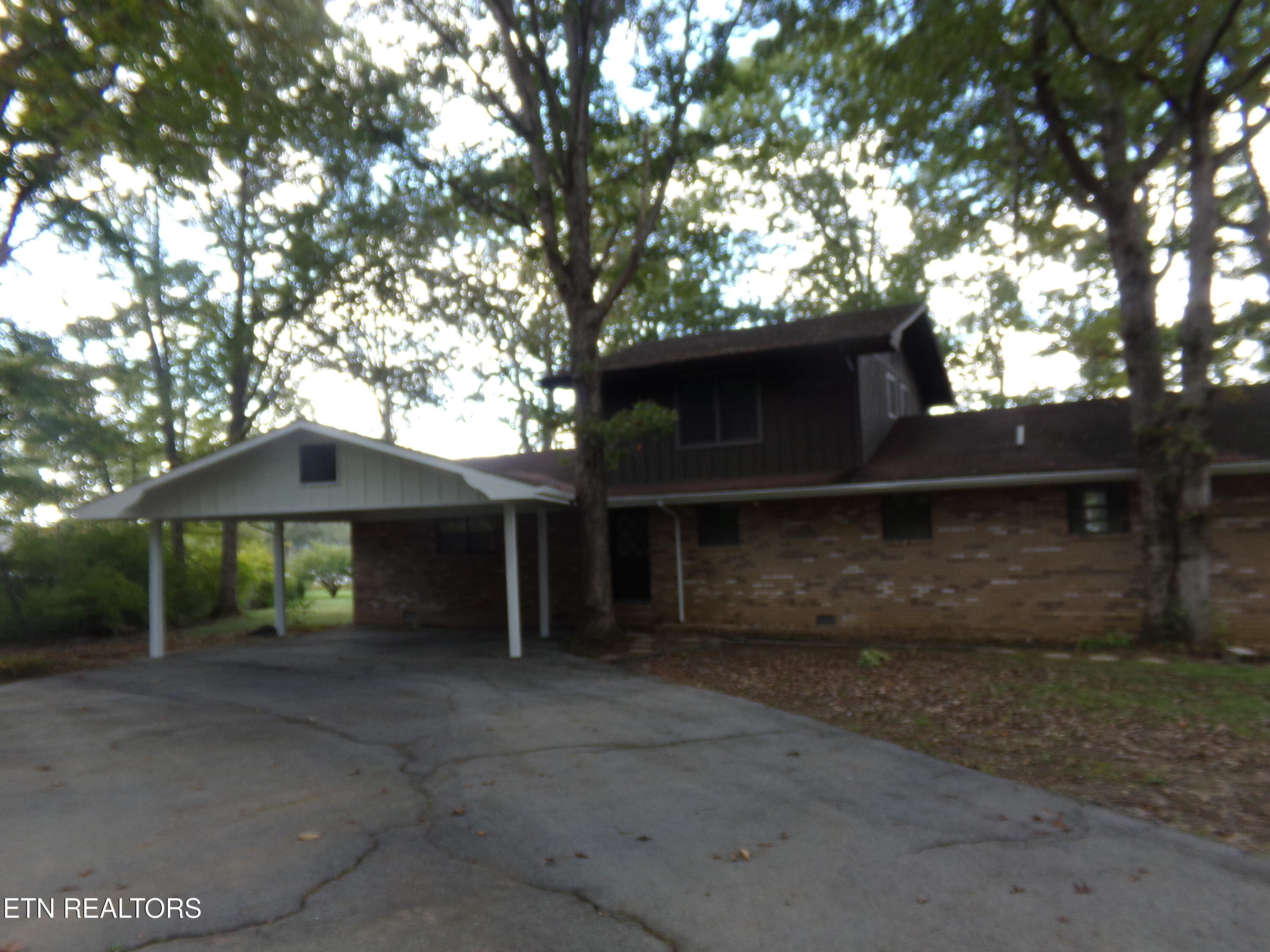 2024 Cravens Drive
