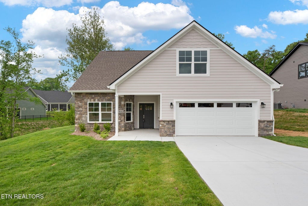 Photo of 7613 Drake Lane, Knoxville, TN 37924 (MLS # 1285158)