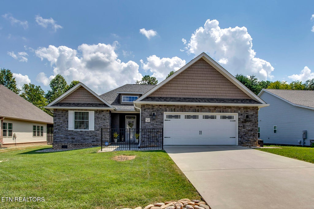Photo of 156 Elokwa Way, Loudon, TN 37774 (MLS # 1354043)