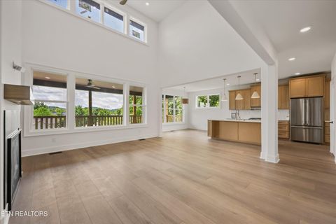 Tiny photo for 105 Mistletoeberry Rd, Oak Ridge, TN 37830 (MLS # 1340438)
