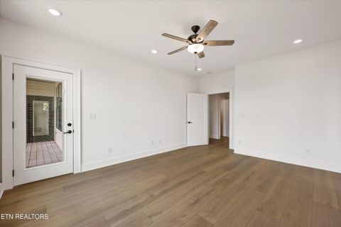 Tiny photo for 105 Mistletoeberry Rd, Oak Ridge, TN 37830 (MLS # 1340438)
