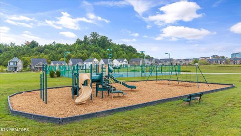 Tiny photo for 105 Mistletoeberry Rd, Oak Ridge, TN 37830 (MLS # 1340438)