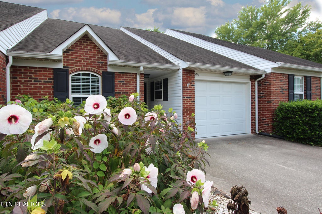 Photo of 741 Harbor Way, Knoxville, TN 37934 (MLS # 1349519)