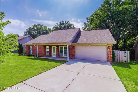 712 Hunter Crst Rd Maryville TN 37803