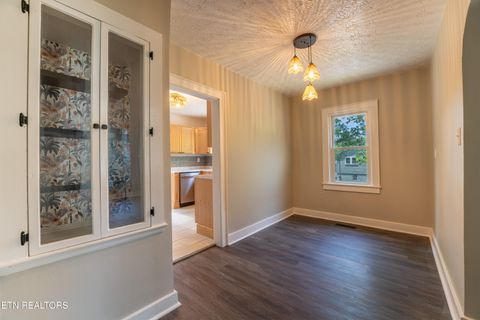 Tiny photo for 2506 Cedar Lane, Knoxville, TN 37918 (MLS # 1341670)