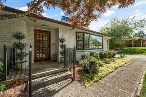 Tiny photo for 6918 Sheffield Drive, Knoxville, TN 37909 (MLS # 1336480)