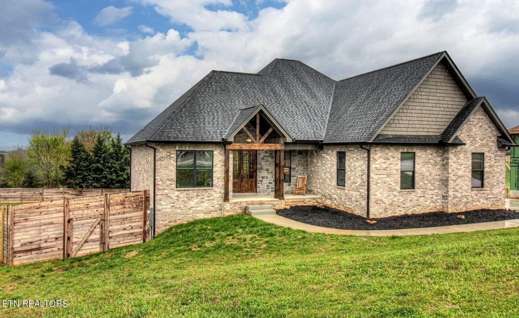 Photo of 1216 Houston Springs Rd, Greenback, TN 37742 (MLS # 1258922)