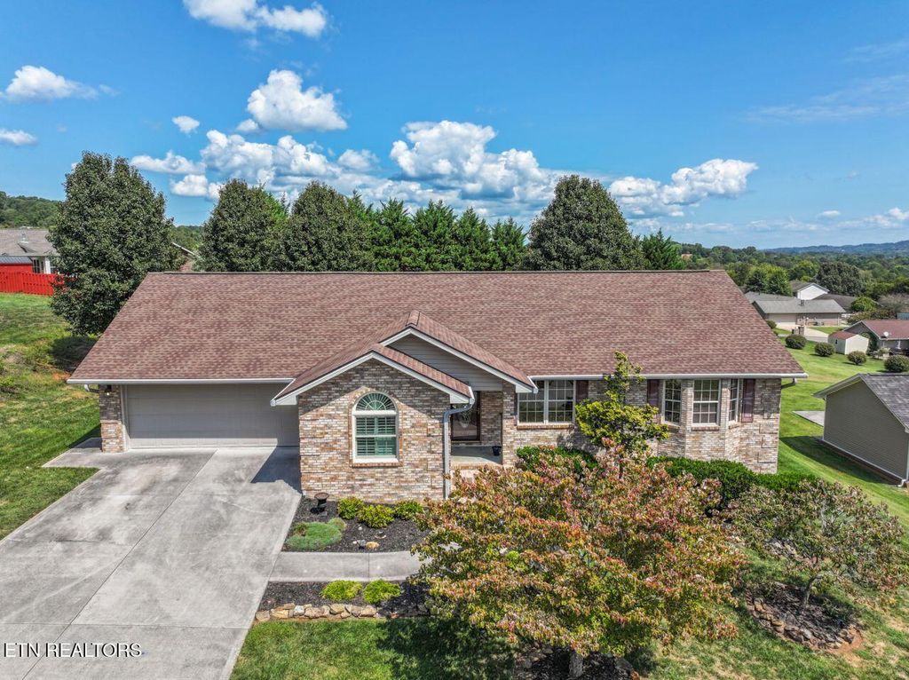Photo of 525 Hills Gate Circle, Seymour, TN 37865 (MLS # 1315204)