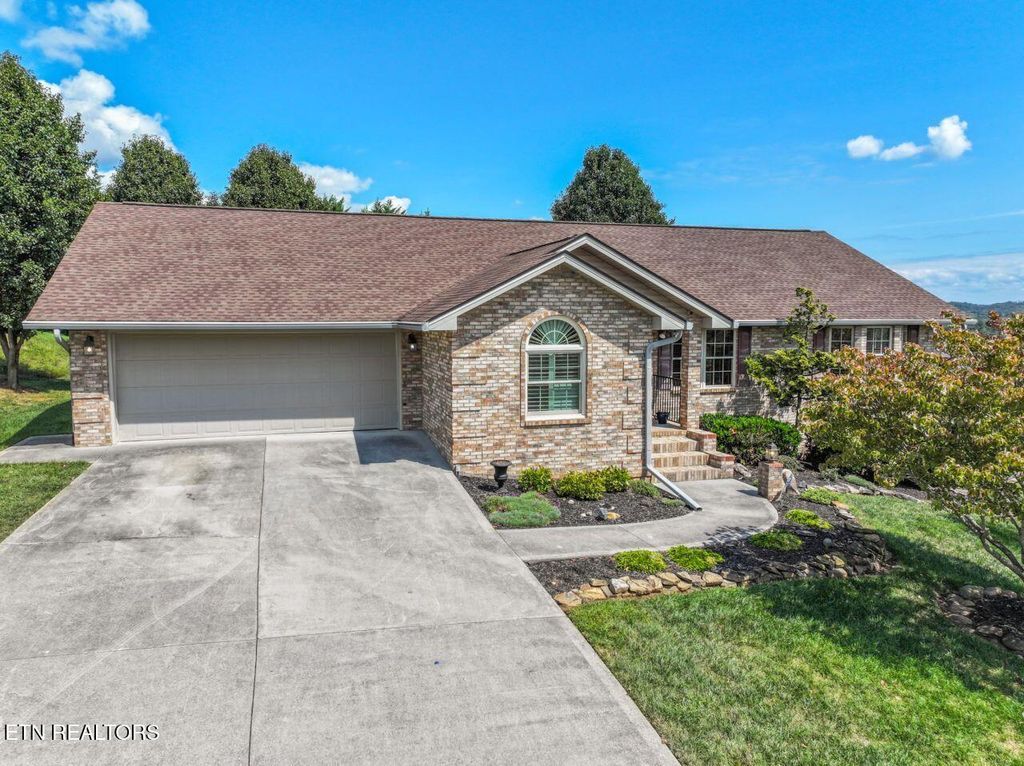 Photo of 525 Hills Gate Circle, Seymour, TN 37865 (MLS # 1315204)