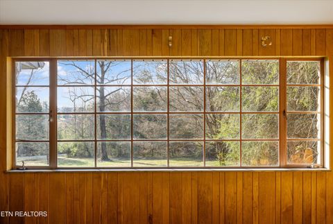 Tiny photo for 683 Webster Rd, Harriman, TN 37748 (MLS # 1333550)