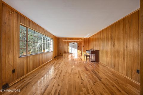 Tiny photo for 683 Webster Rd, Harriman, TN 37748 (MLS # 1333550)