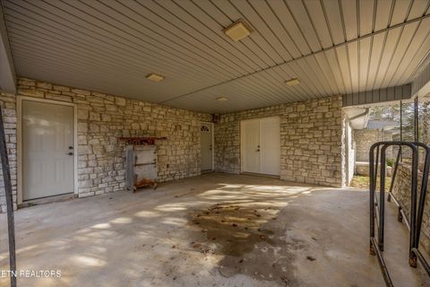 Tiny photo for 683 Webster Rd, Harriman, TN 37748 (MLS # 1333550)