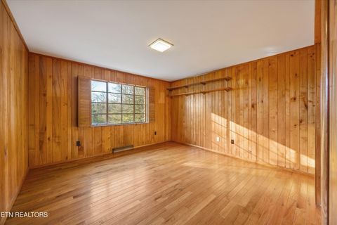 Tiny photo for 683 Webster Rd, Harriman, TN 37748 (MLS # 1333550)