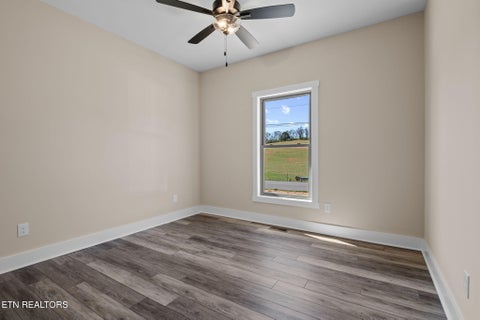Tiny photo for 380 Hillvale Road, Clinton, TN 37716 (MLS # 1332859)