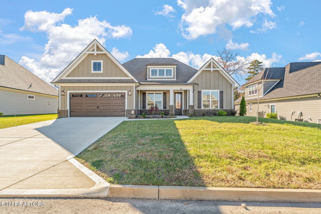 Photo of 295 Bittersweet Lane Ln, Lenoir City, TN 37771 (MLS # 1333010)