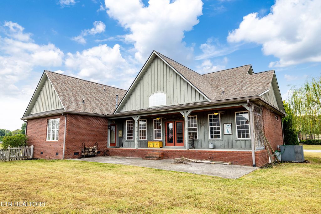 Photo of 1701 Ansley Drive, Alcoa, TN 37701 (MLS # 1276396)