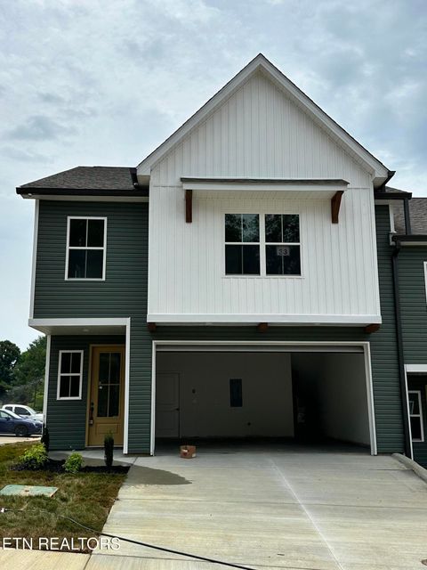 Photo of 1642 Lateglow Way, Knoxville, TN 37931 (MLS # 1342776)