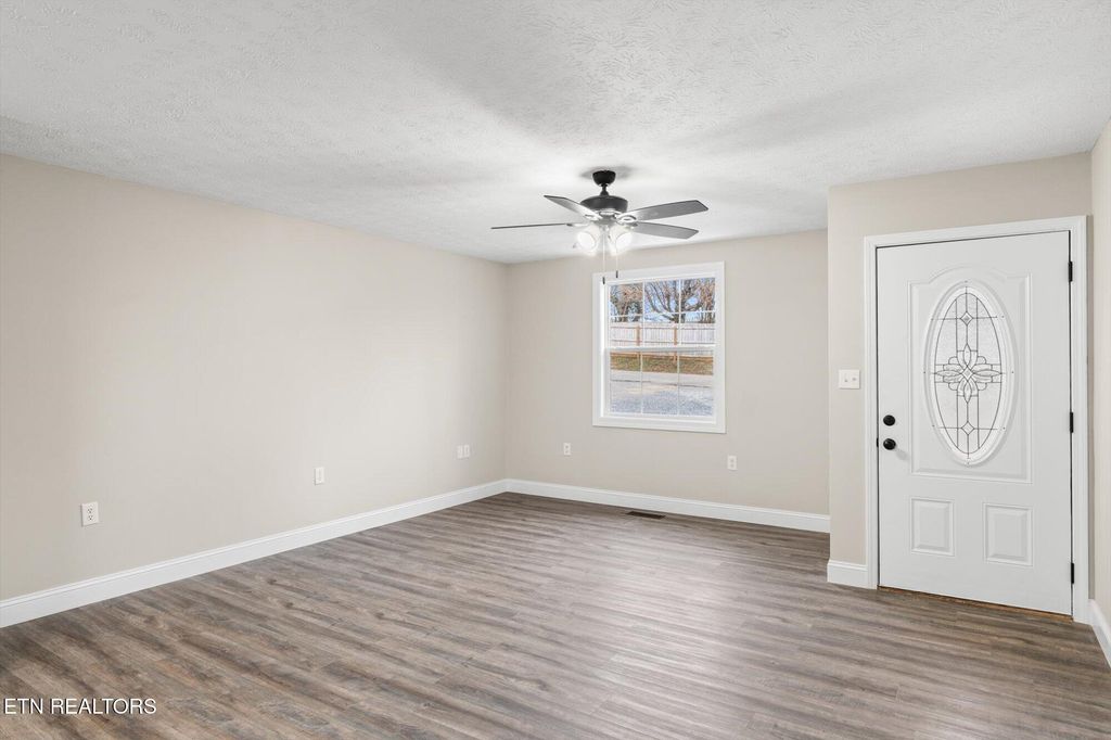 Photo of 119 Powell Ave, Sweetwater, TN 37874 (MLS # 1289110)