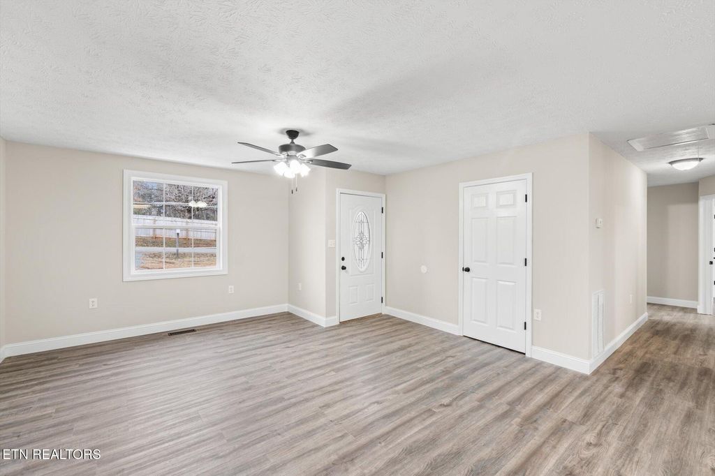 Photo of 119 Powell Ave, Sweetwater, TN 37874 (MLS # 1289110)