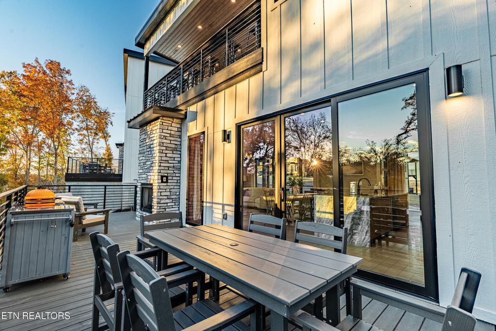 Photo of 1414 Reedmont Way, Sevierville, TN 37876 (MLS # 1321605)