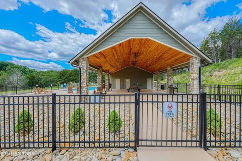 Tiny photo for 135 W Point Drive, Dandridge, TN 37725 (MLS # 1332427)