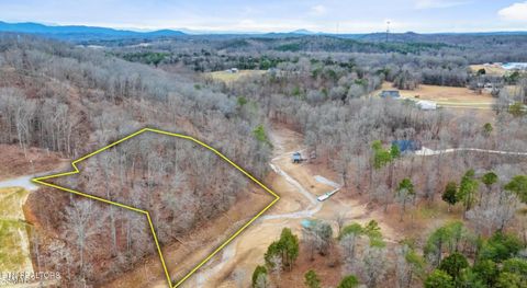 Tiny photo for 135 W Point Drive, Dandridge, TN 37725 (MLS # 1332427)