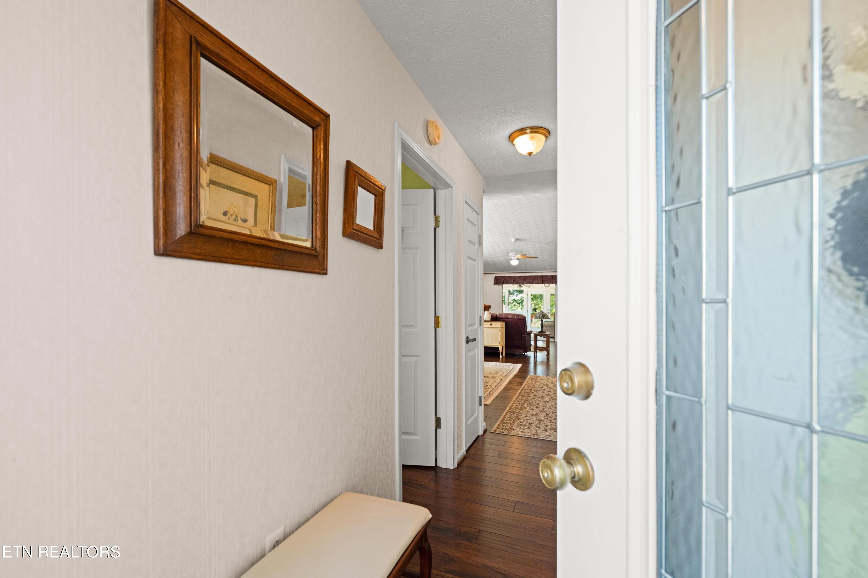 229 Hawthorn Loop