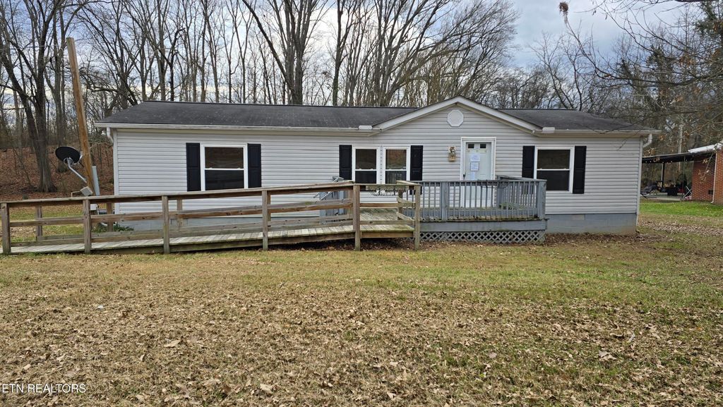 Photo of 922 Poplar St, Alcoa, TN 37701 (MLS # 1328607)