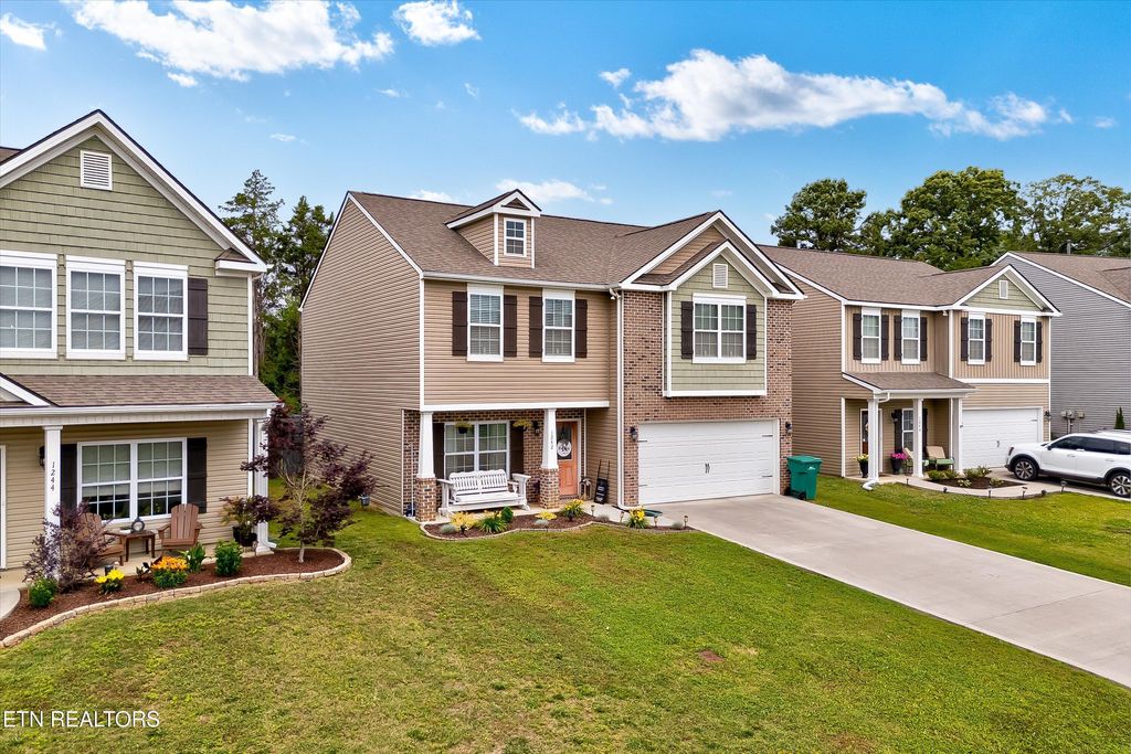 Photo of 1242 Bill Wallace Drive, Friendsville, TN 37737 (MLS # 1321694)