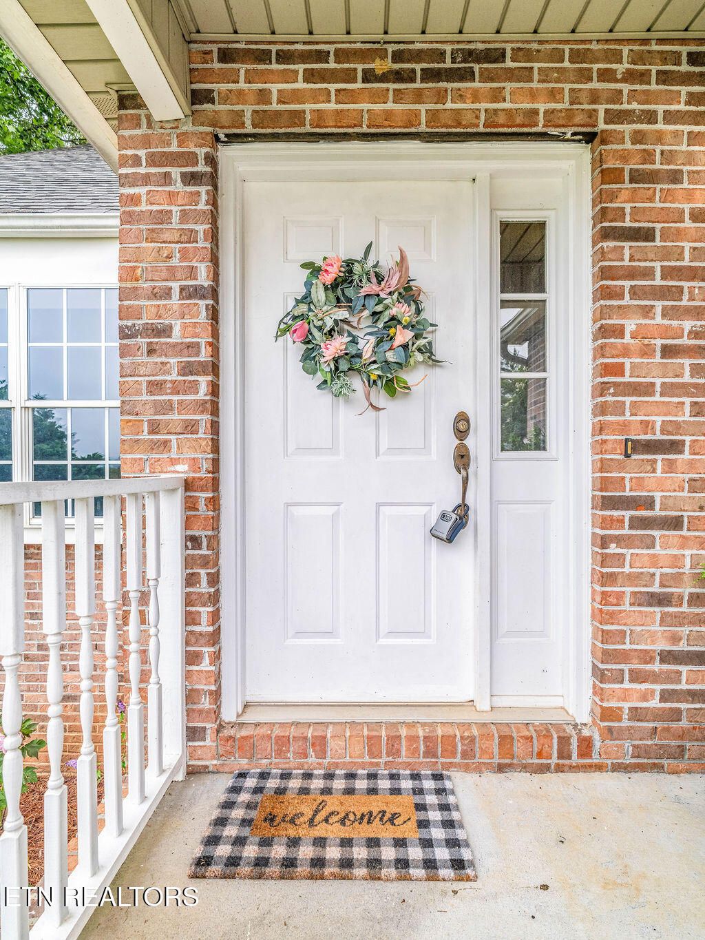 Photo of 1004 Sugar Creek Lane, Knoxville, TN 37920 (MLS # 1348790)