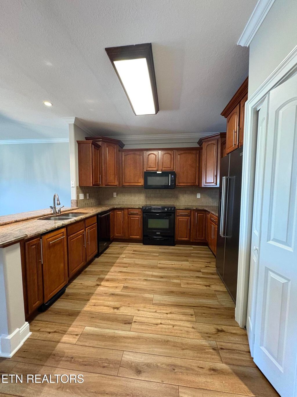 Photo of 2814 lake pointe Drive, Kingston, TN 37763 (MLS # 1313529)