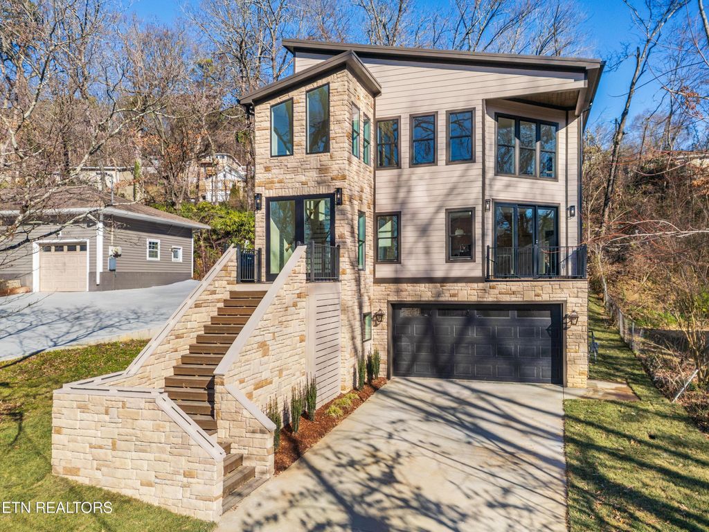 Photo of 315 Pine Ridge Rd, Chattanooga, TN 37405 (MLS # 1327690)