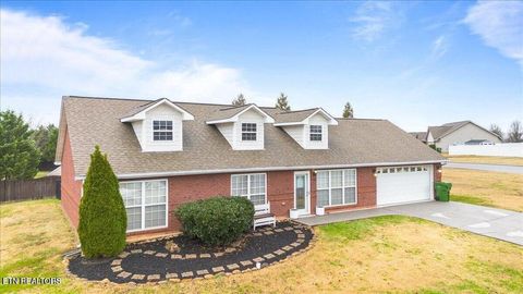 Photo of 1121 Worthington Blvd, Maryville, TN 37801 (MLS # 1329728)