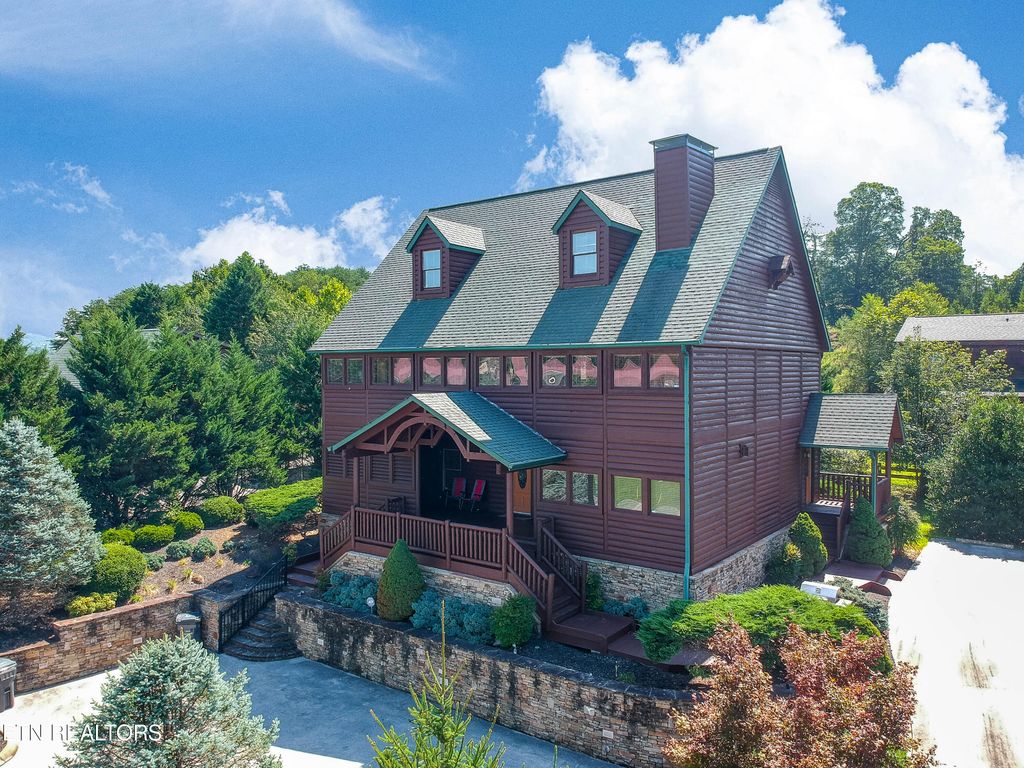 Photo of 437 Keegan Drive, Pigeon Forge, TN 37863 (MLS # 1259245)