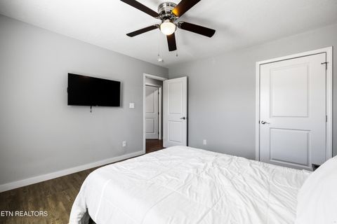 Tiny photo for 1218 W 4Th Ave, Knoxville, TN 37921 (MLS # 1339731)